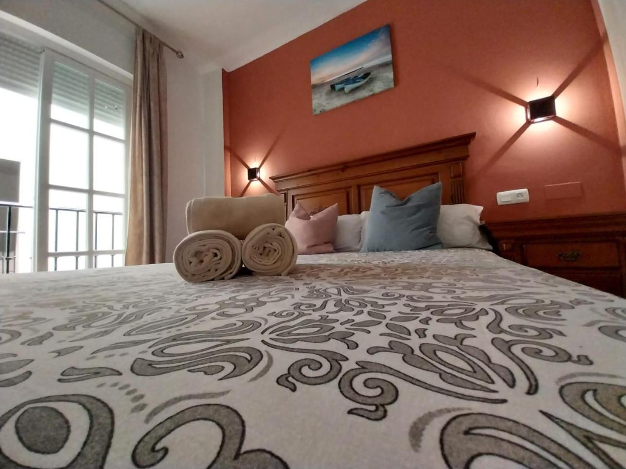 Hostal Montys Nerja Luaran gambar