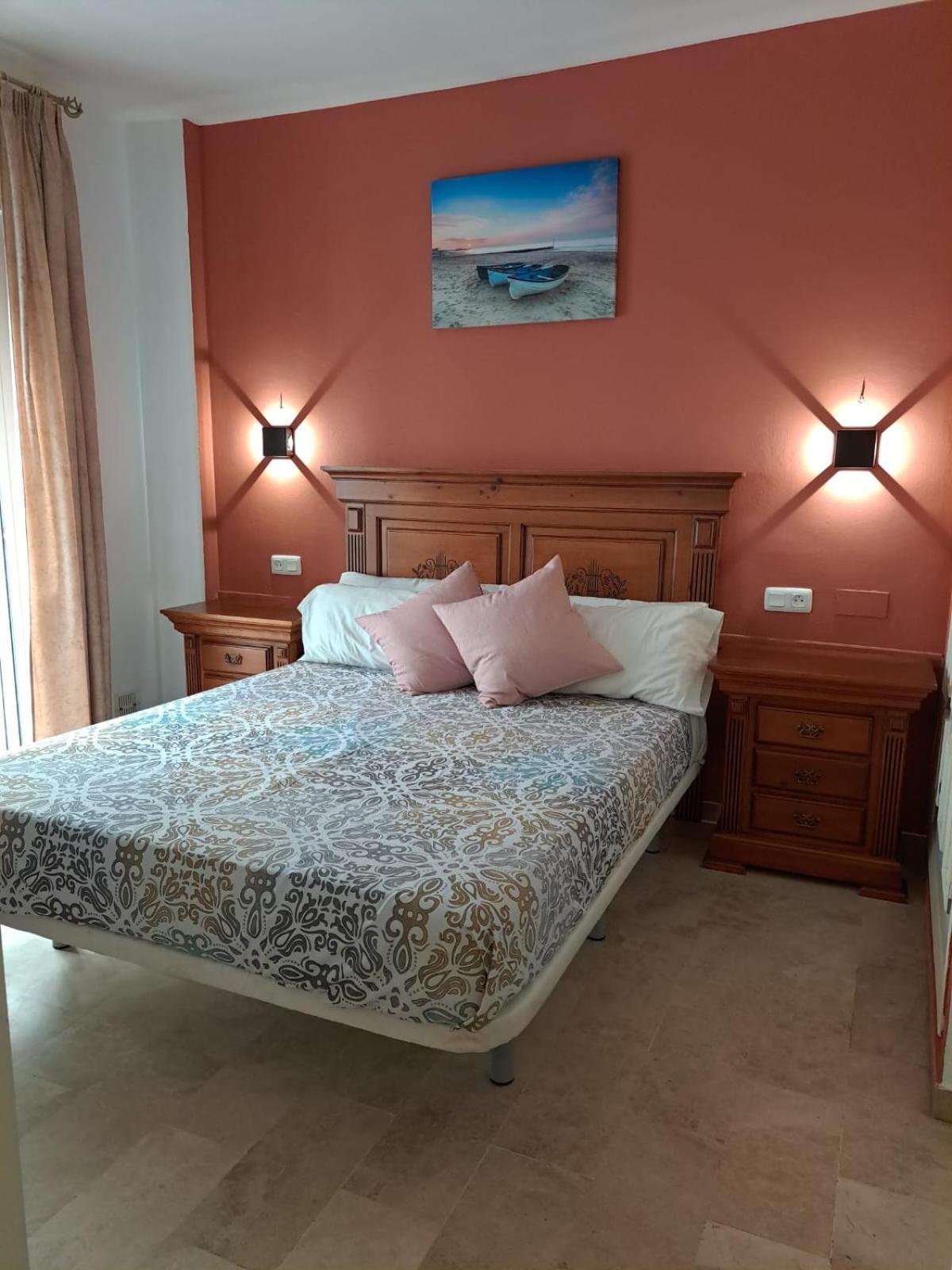 Hostal Montys Nerja Luaran gambar